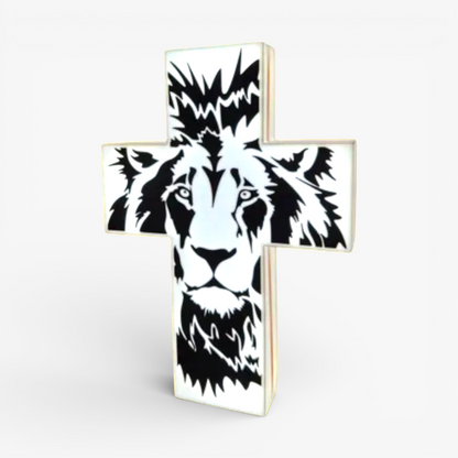 Kreuz mit Löwe Kirche Lampe